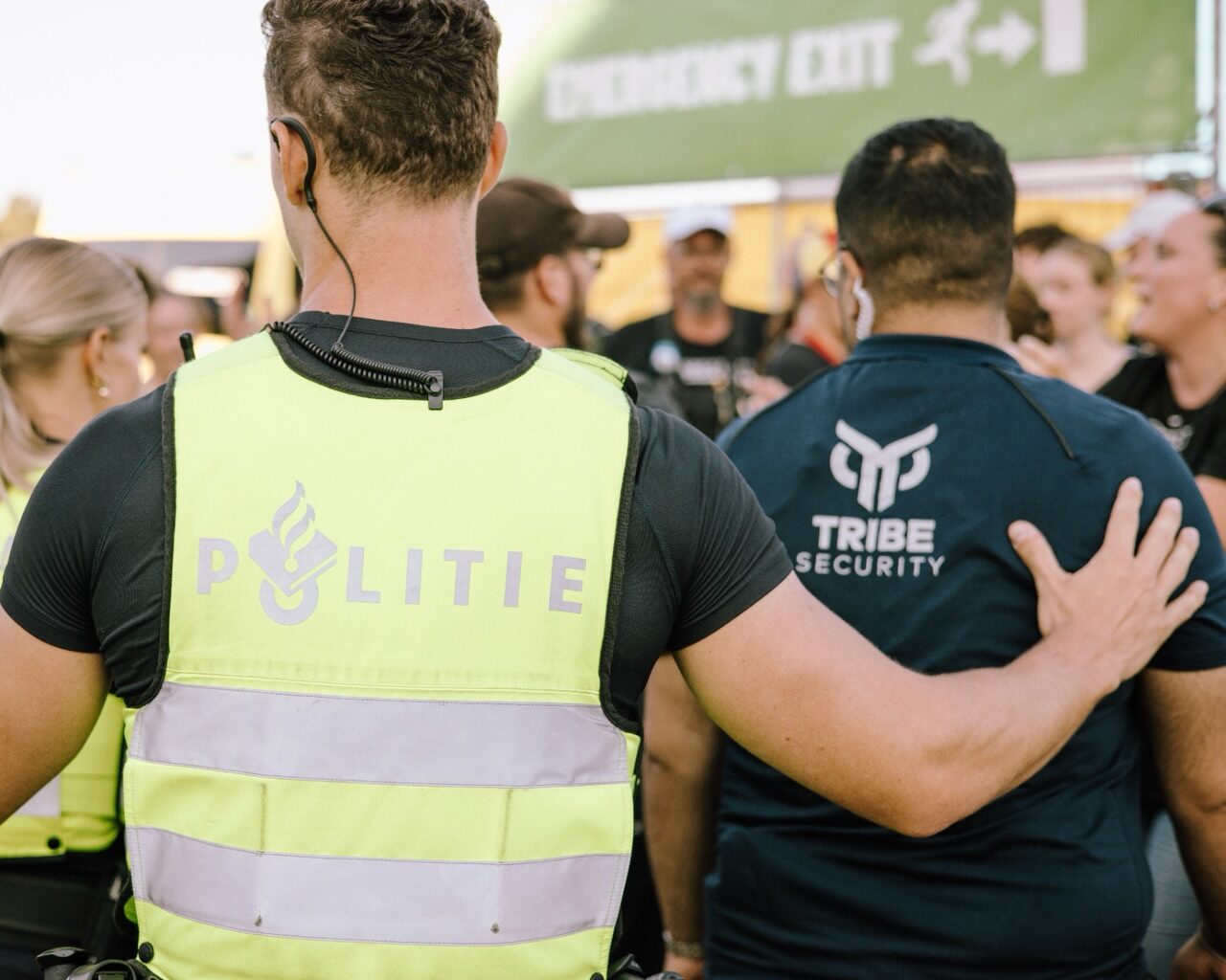 Beveiliging van Tribe Security samen met de politie tijdens de Feestweek